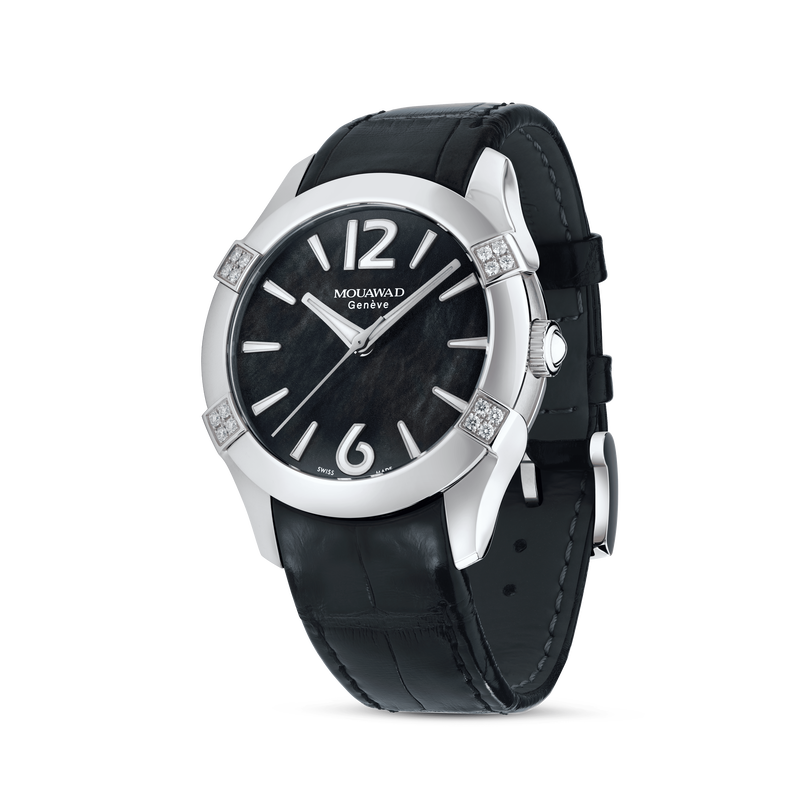 La Griffe Lady in Black Leather